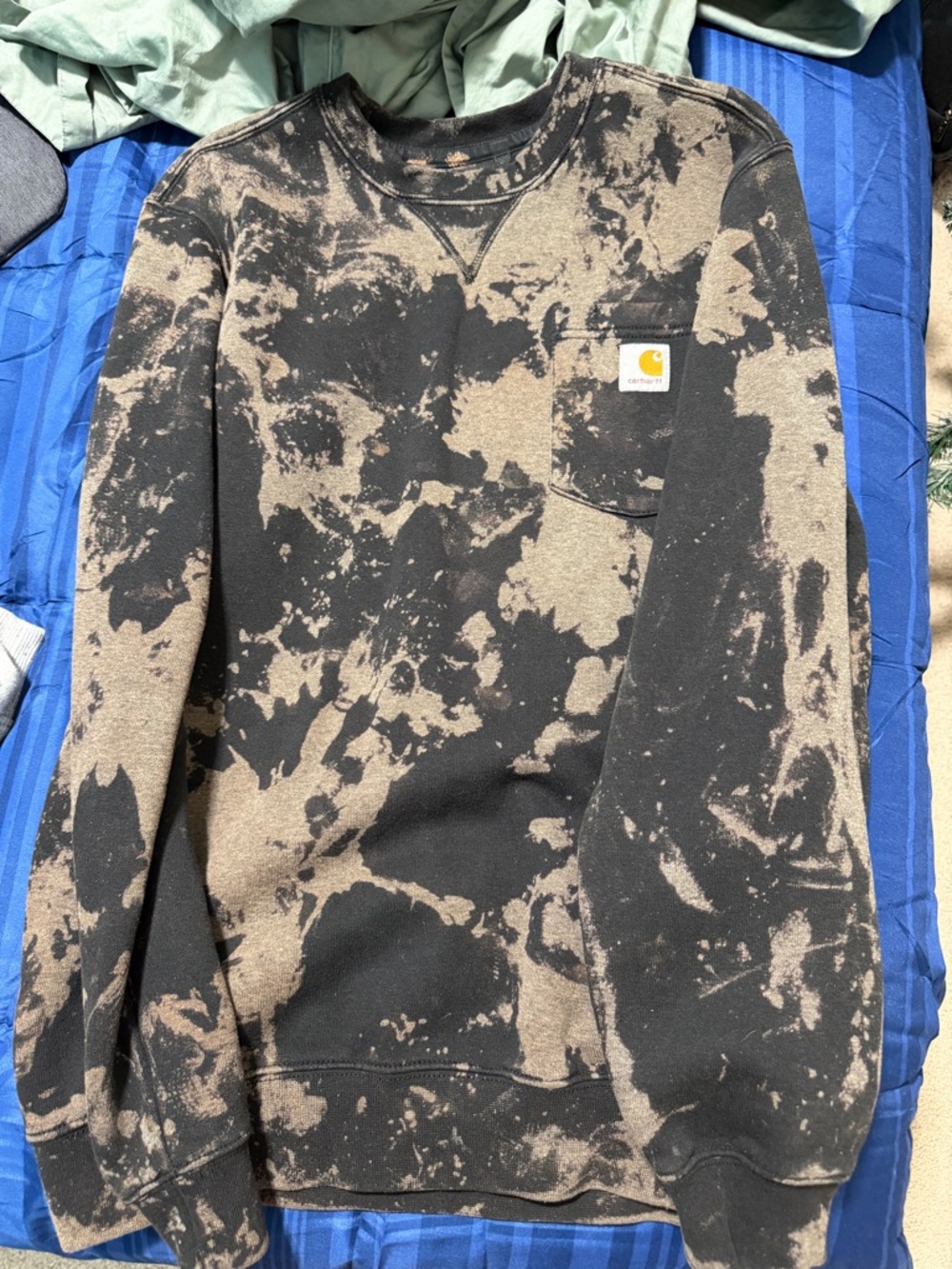 Carhartt Men's Black & Brown Tie-Dye Pocket Crewneck